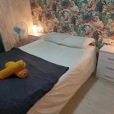 Terraza Privada, Cerca Del Centro, Aire